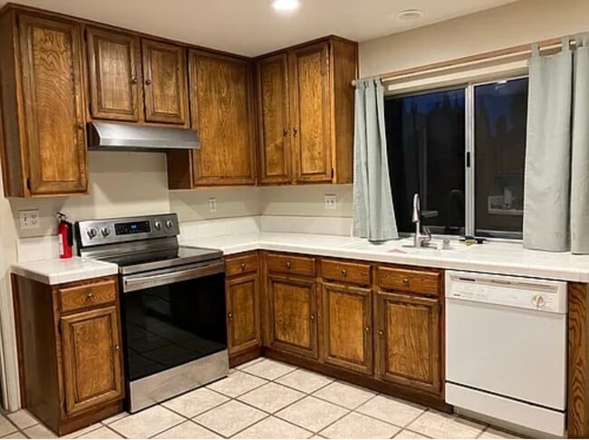 Photo - 5391 Maple View Cir