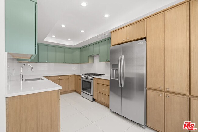 Photo - 2541 Stoner Ave Unit 2