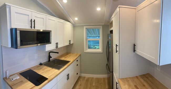 Photo - 4650 Dulin Rd Unit A