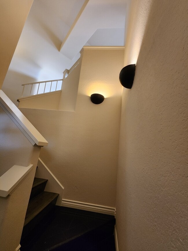 Photo - 7285 Calabria Ct