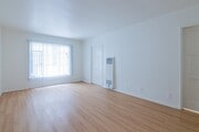 Photo - 729 Gayley Ave Unit 103
