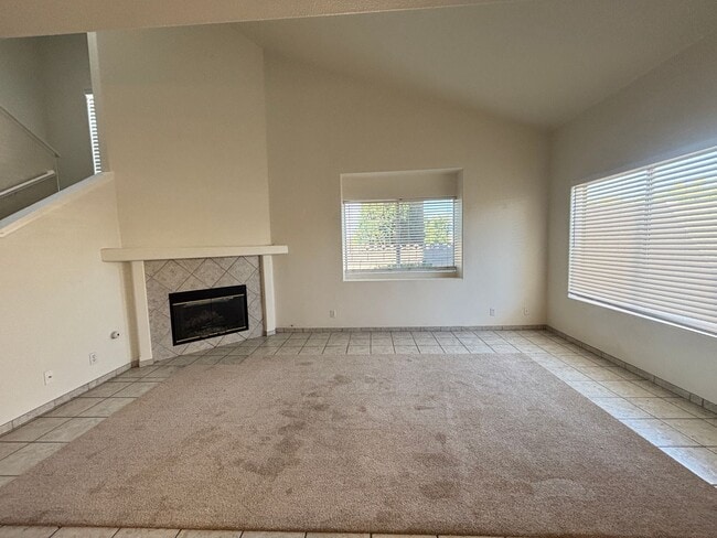 Photo - West Palmdale Townhouse