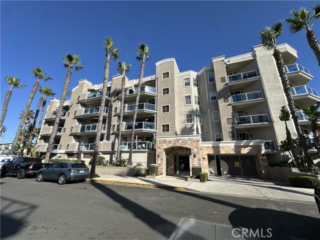 Building Photo - 1500 E Ocean Blvd Unit 513