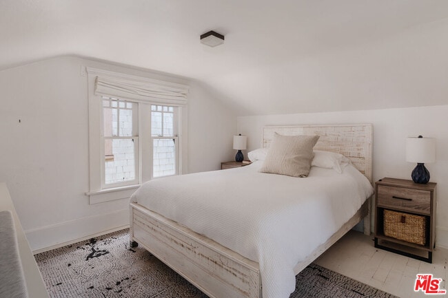 Photo - 224 San Juan Ave