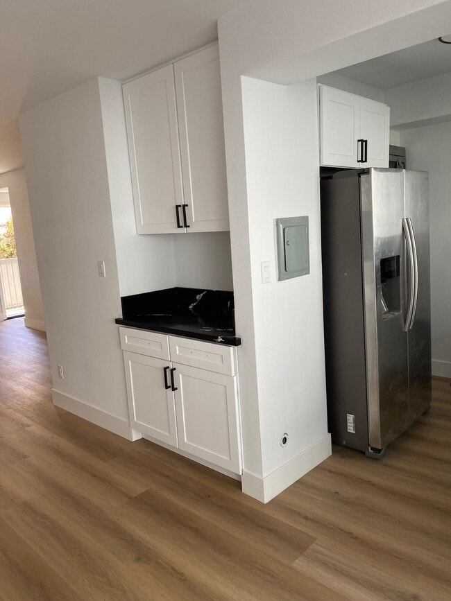 Photo - 3853 Prospect Ave