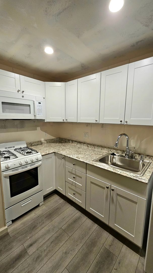 Photo - Redwood Terrace