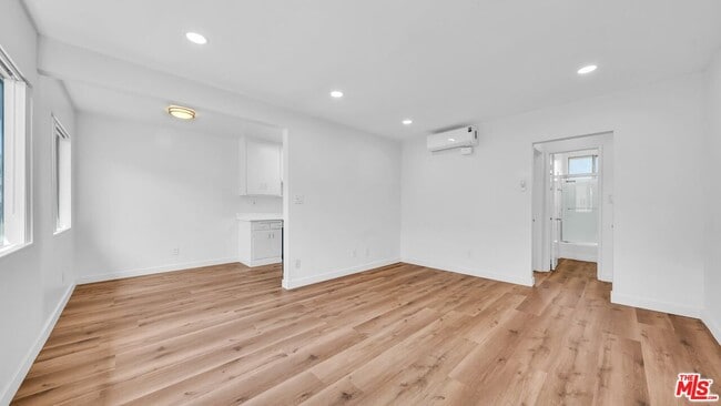 Building Photo - 510 Pacific Ave Unit 6 Rental
