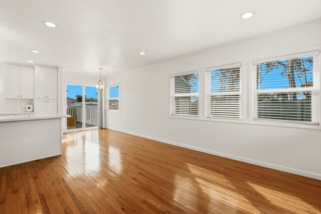 Photo - Dwight Street Cottages Unit 4014