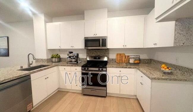 Photo - 15988 Lasselle St