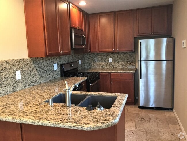 Building Photo - *** $500 Move-in Special*** Gorgeous Unit 137 Rental