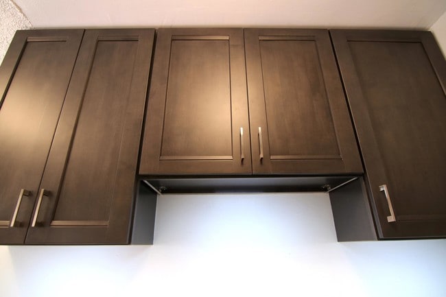 kitchen cabinets - 1428 E Florida St Unit 2 fl.