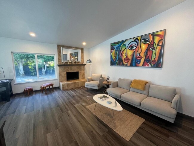 Photo - 1233 E Via Escuela