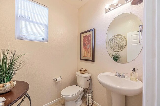 Photo - 2534 Mapleleaf Terrace