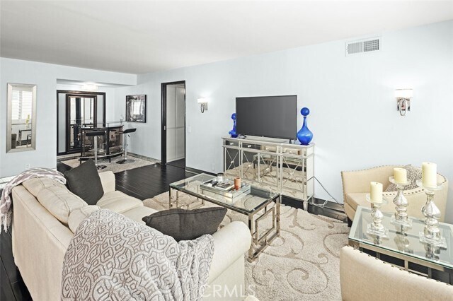 Photo - 1121 N Olive Dr Unit 209