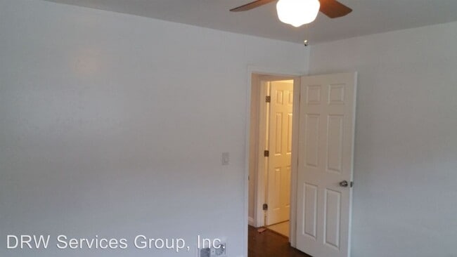 Photo - 4225 42nd St