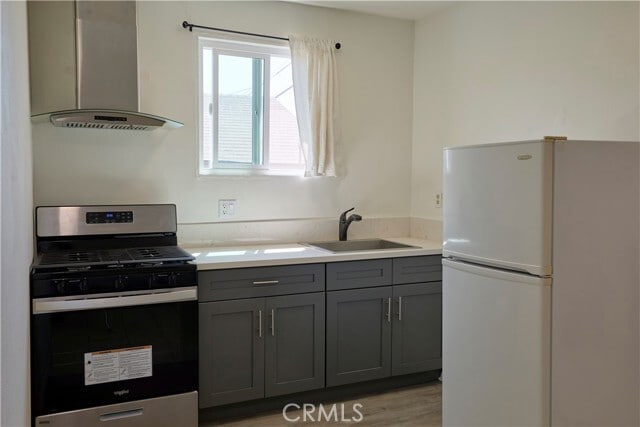 Photo - 170 E Floral Dr