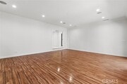 Photo - 15419 Valerio St House