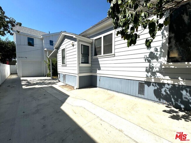 Photo - 1955 Bonsallo Ave Unit 3/4