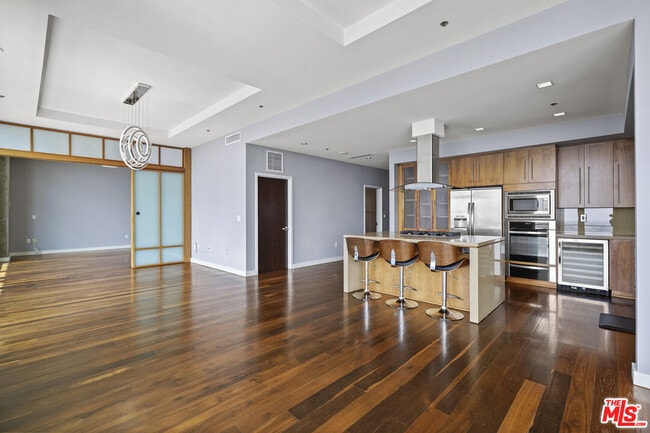 Photo - 1100 S Hope St Condo Unit PH205
