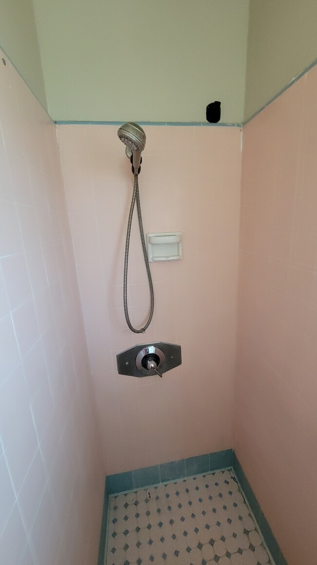 Photo - 7004 Amethyst Ave Unit 2