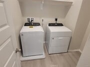 Photo - 2058 Bergamot St