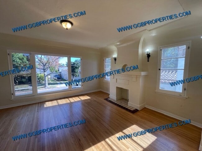 Photo - 2209-2211 Eucalyptus Ave Unit 2211