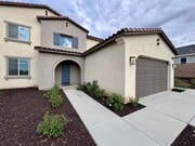 Photo - Spacious 4 Bedroom Home for Lease in Winch...