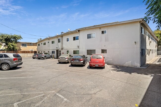 Photo - 2801 Orchard Ave