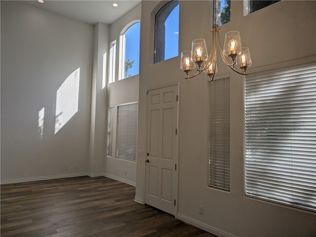 Photo - 2110 Almeria St Unit 106