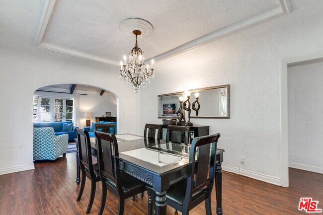 Photo - 139 Rexford Dr