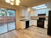 Photo - Spacious 2 bedroom, 1.5 bath townhouse for...