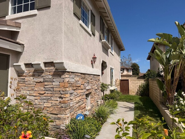 Photo - 2872 La Plata Dr