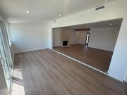 Photo - 21420 Chatsworth St