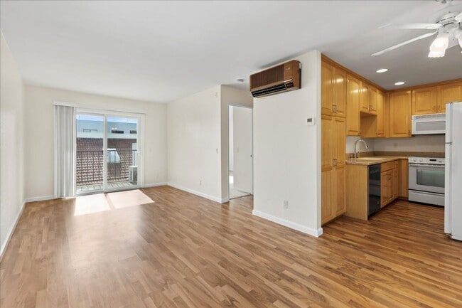 Photo - 6350 Genesee Ave Unit 1