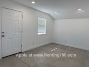 Photo - Modern 1 Bed 1 Bath Home! Unit 3 - 56949 Campanula St