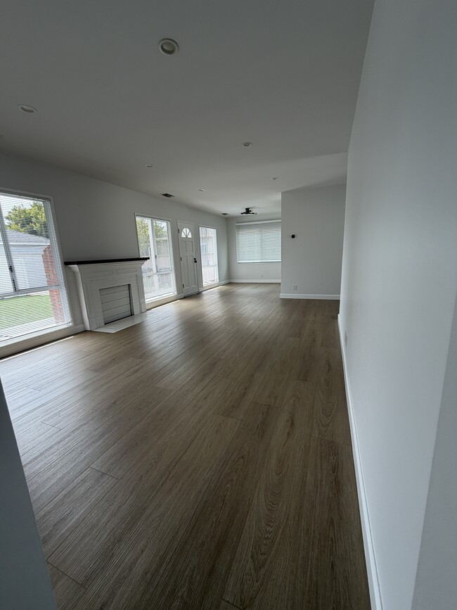 Photo - 1220 Felbar Ave