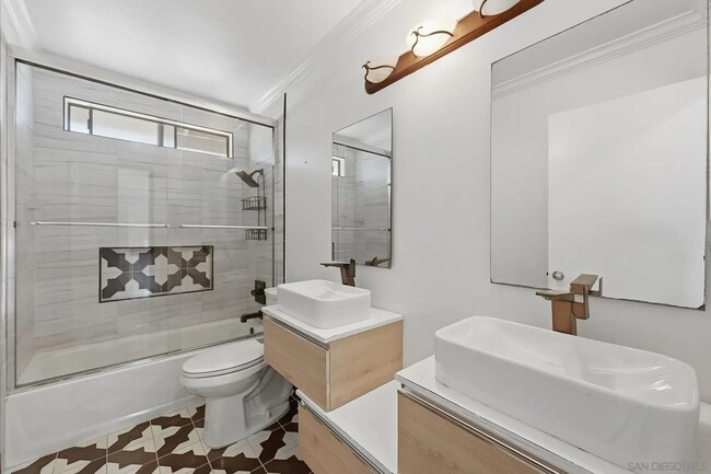 Photo - 3511 Milford Pl