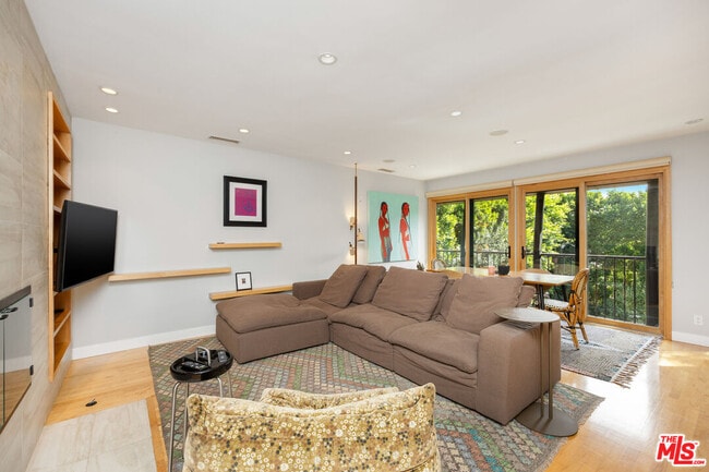 Photo - 4108 Murietta Ave