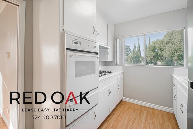 Photo - 15405 Vanowen St Unit 30