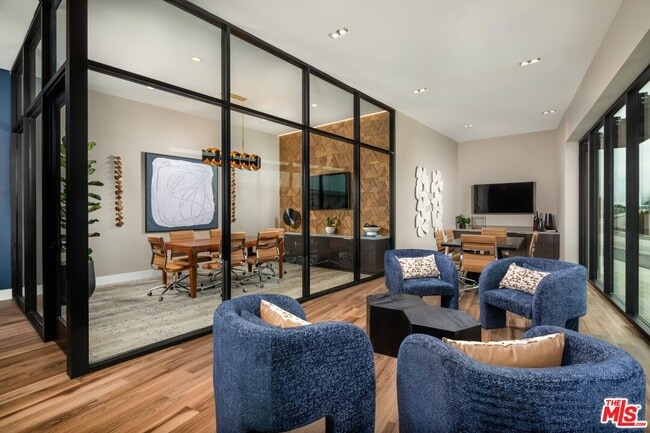 Photo - 201 N La Brea Ave Unit 314