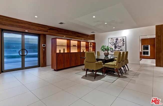 Photo - 604 N Alpine Dr