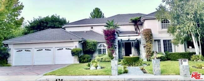 Photo - 23931 Aspen Way