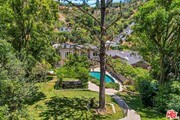 Photo - 1701 Roscomare Rd House