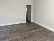 Photo - Beautiful and Well Kept 3-Bedroom House fo...