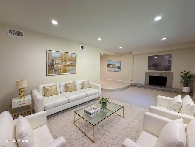 Photo - 2716 Ridgepine Dr
