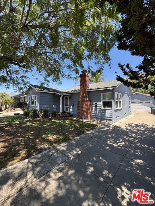 Photo - 417 N Citrus St