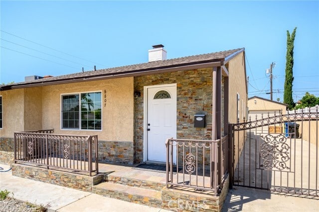 Photo - 6607 Riverton Ave
