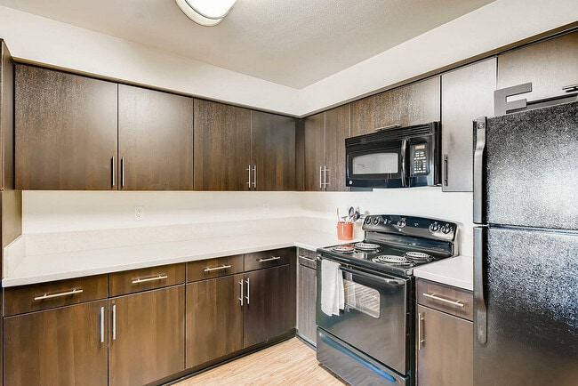 Photo - Zuma Student Housing