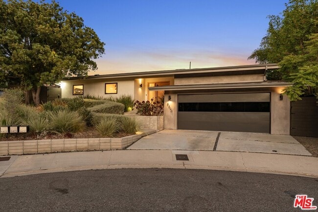 Photo - 8400 Edwin Dr