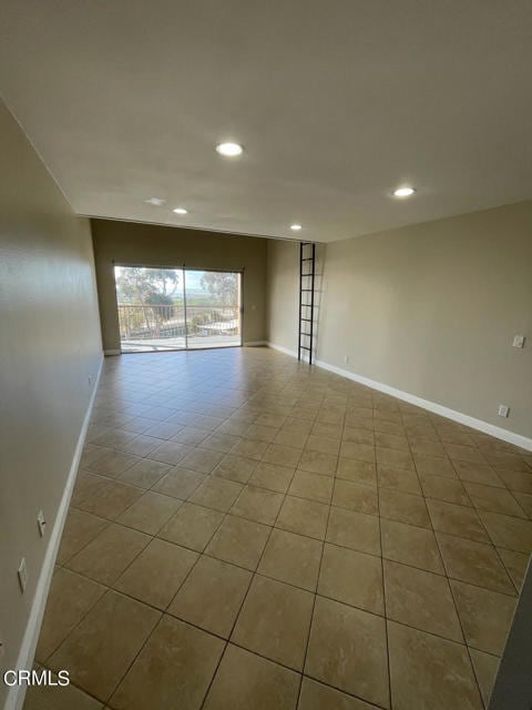 Photo - 924 Lighthouse Way